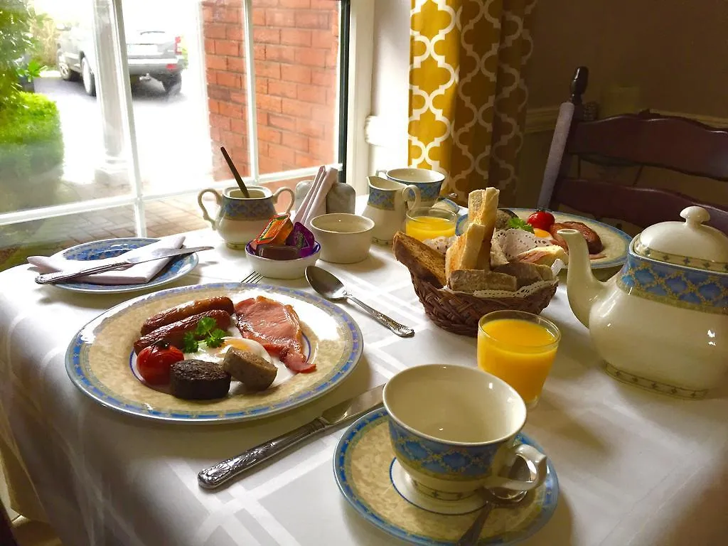 *** Bed & Breakfast Balally House Bed and Breakfast Shannon Town Irlanda